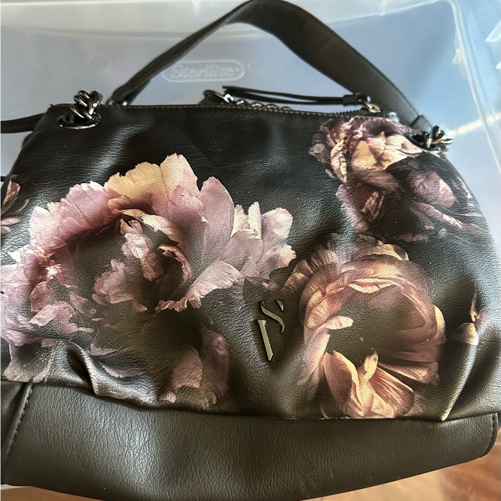 Simply Vera Vera Wang Black Floral Shoulder Bag